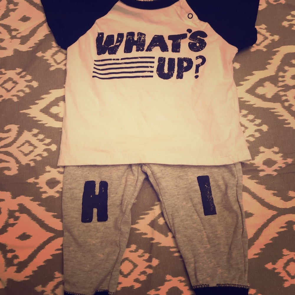 ✨NEW LISTING✨ What’s Up Sweats & Shirt